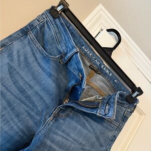 American Eagle Next Level Stretch Jegging, size 4 X-Long